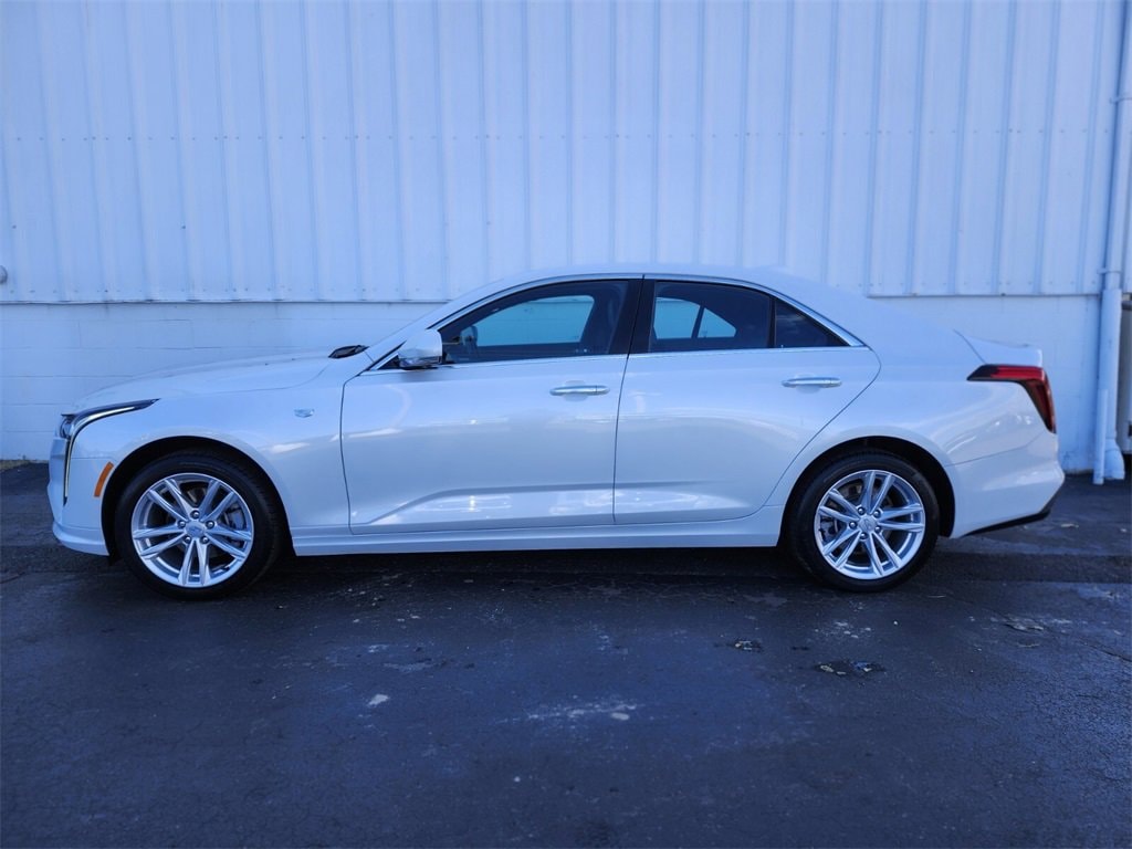 Used 2022 CADILLAC CT4 Luxury Car