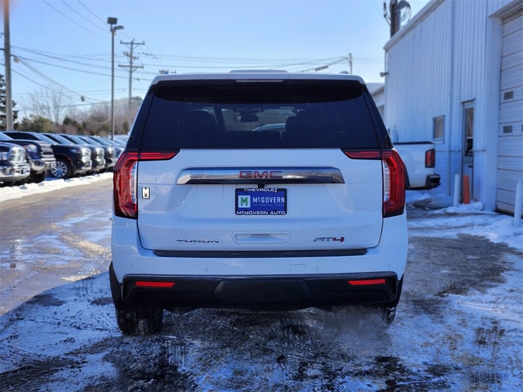 Used 2024 GMC Yukon AT4 SUV