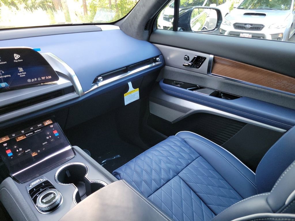 2026 Cadillac VISTIQ Premium Luxury - Photo 15
