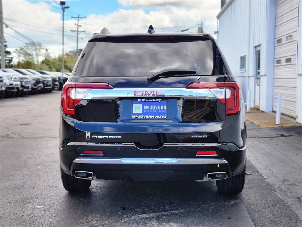 Used 2023 GMC Acadia Denali SUV