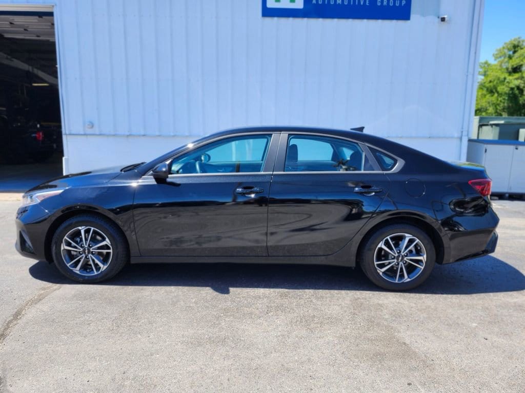Used 2023 Kia Forte LXS