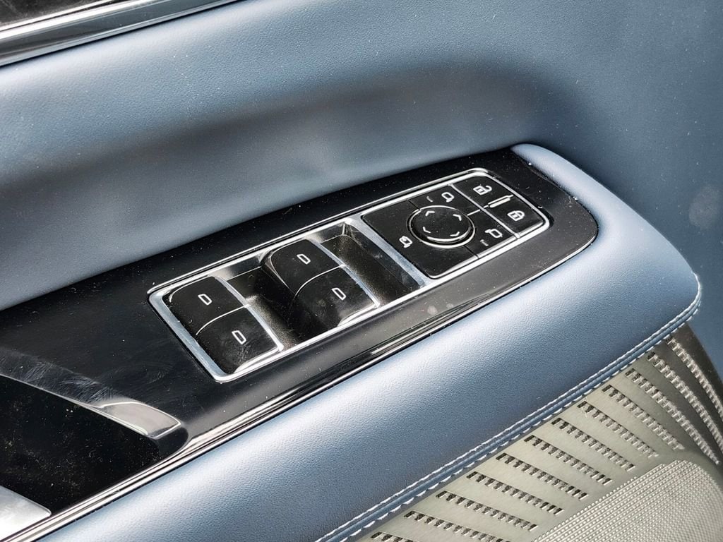 2026 Cadillac Escalade IQL Premium Sport - Photo 17