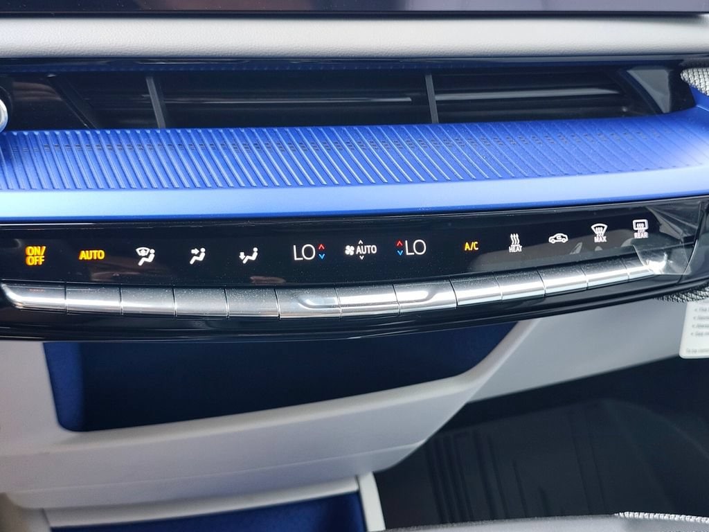 2026 Cadillac OPTIQ Luxury - Photo 21