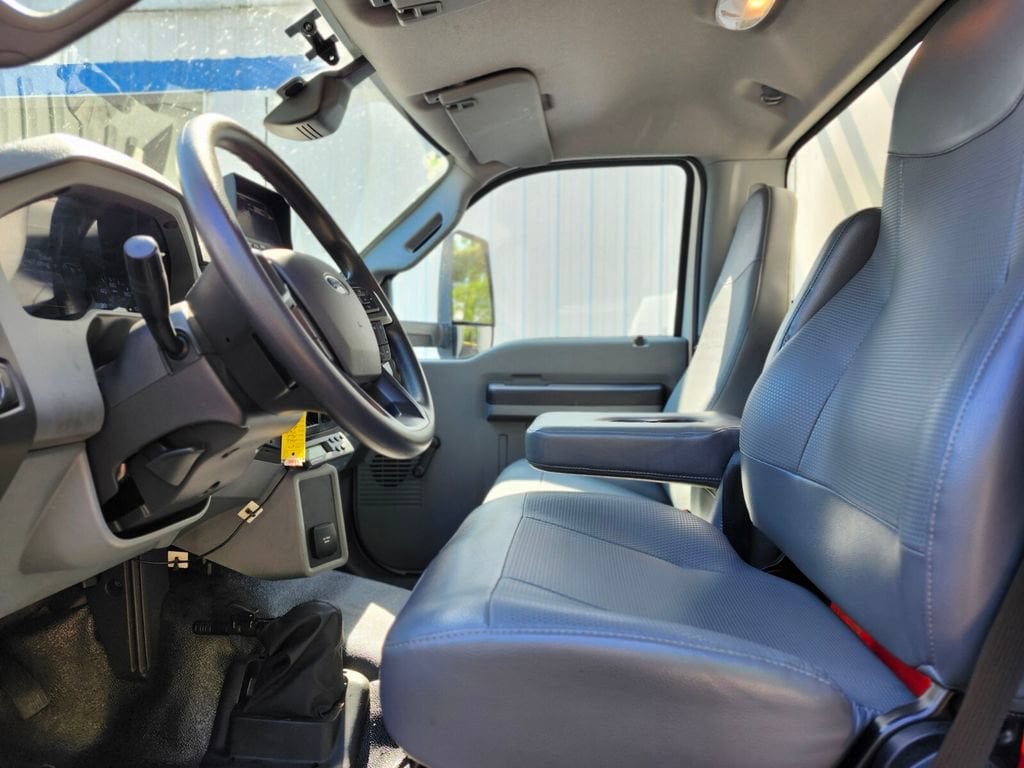 2023 Ford F-650 - Photo 10