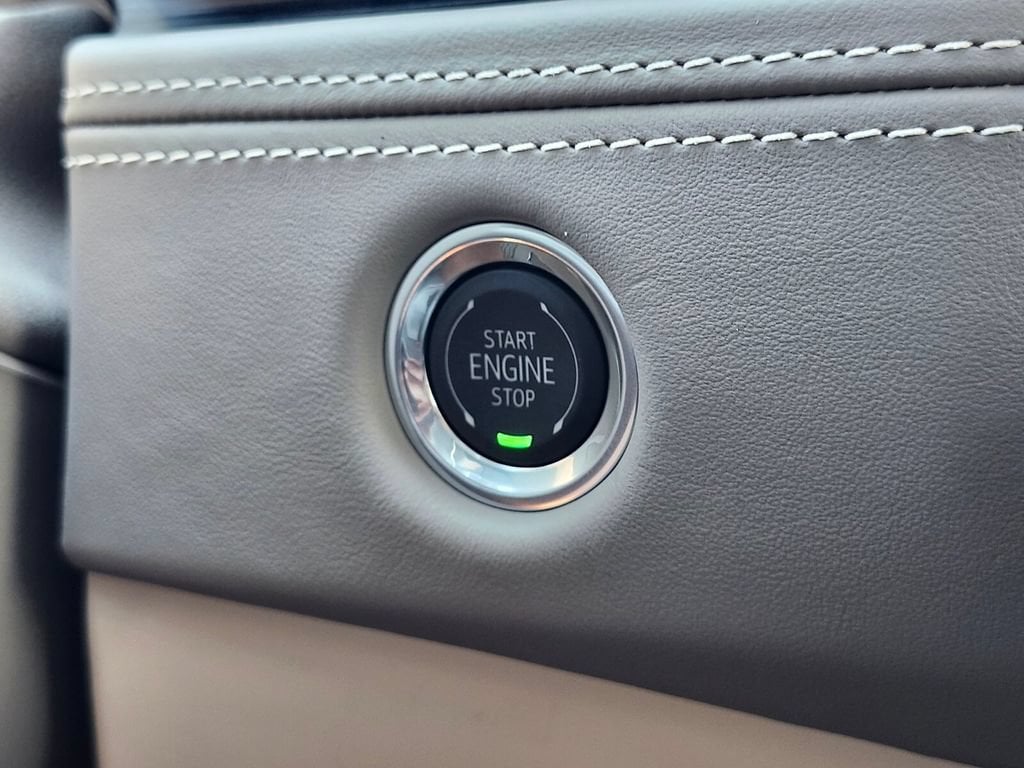 2026 Cadillac Escalade Platinum Sport - Photo 25