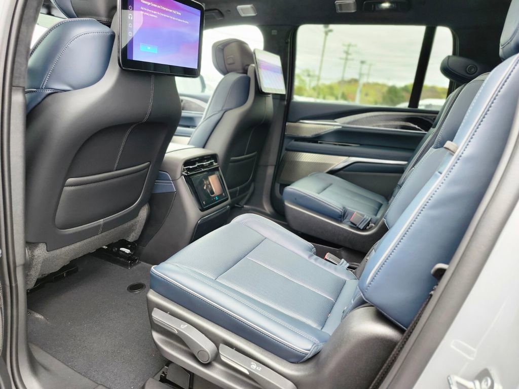 2026 Cadillac Escalade IQL Premium Sport - Photo 14