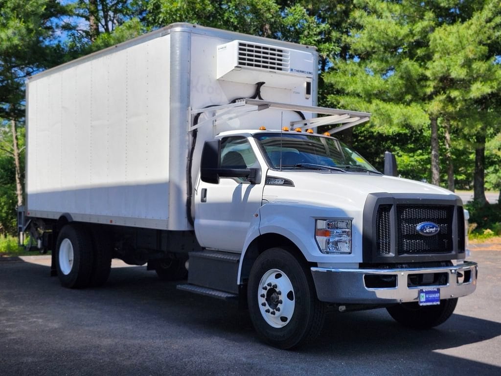 2023 Ford F-650 - Photo 7
