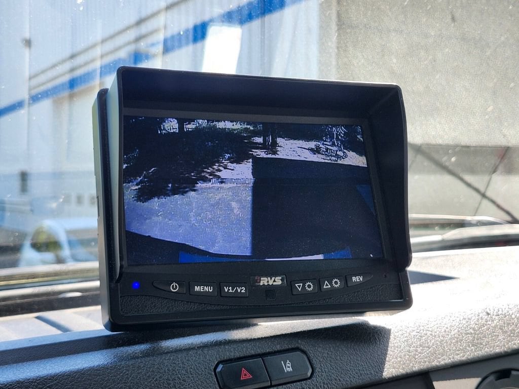 2023 Ford F-650 - Photo 13