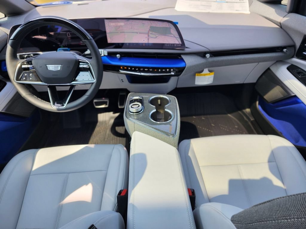 2026 Cadillac OPTIQ Luxury - Photo 10