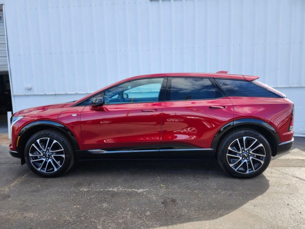 View vehicle photo 6