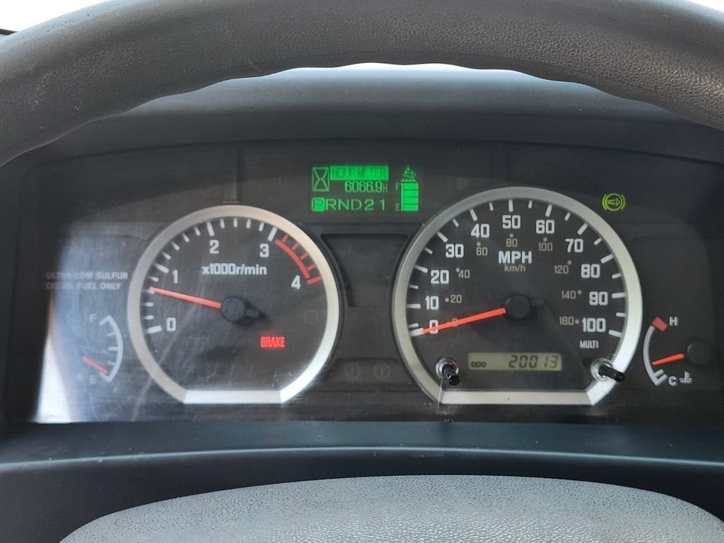 2017 Isuzu NPR HD - Photo 18