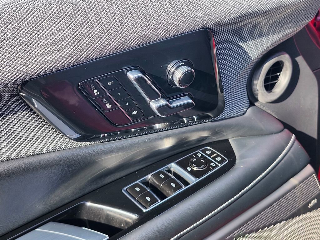 2026 Cadillac OPTIQ Sport - Photo 15