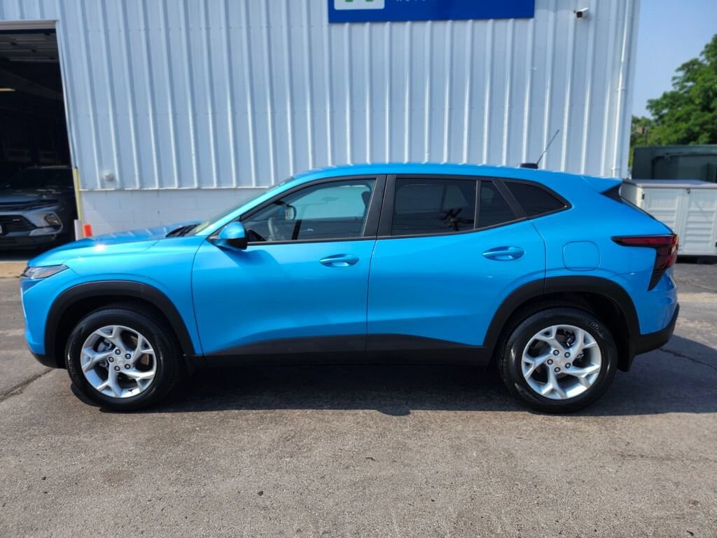 Used 2026 Chevrolet Trax LS SUV