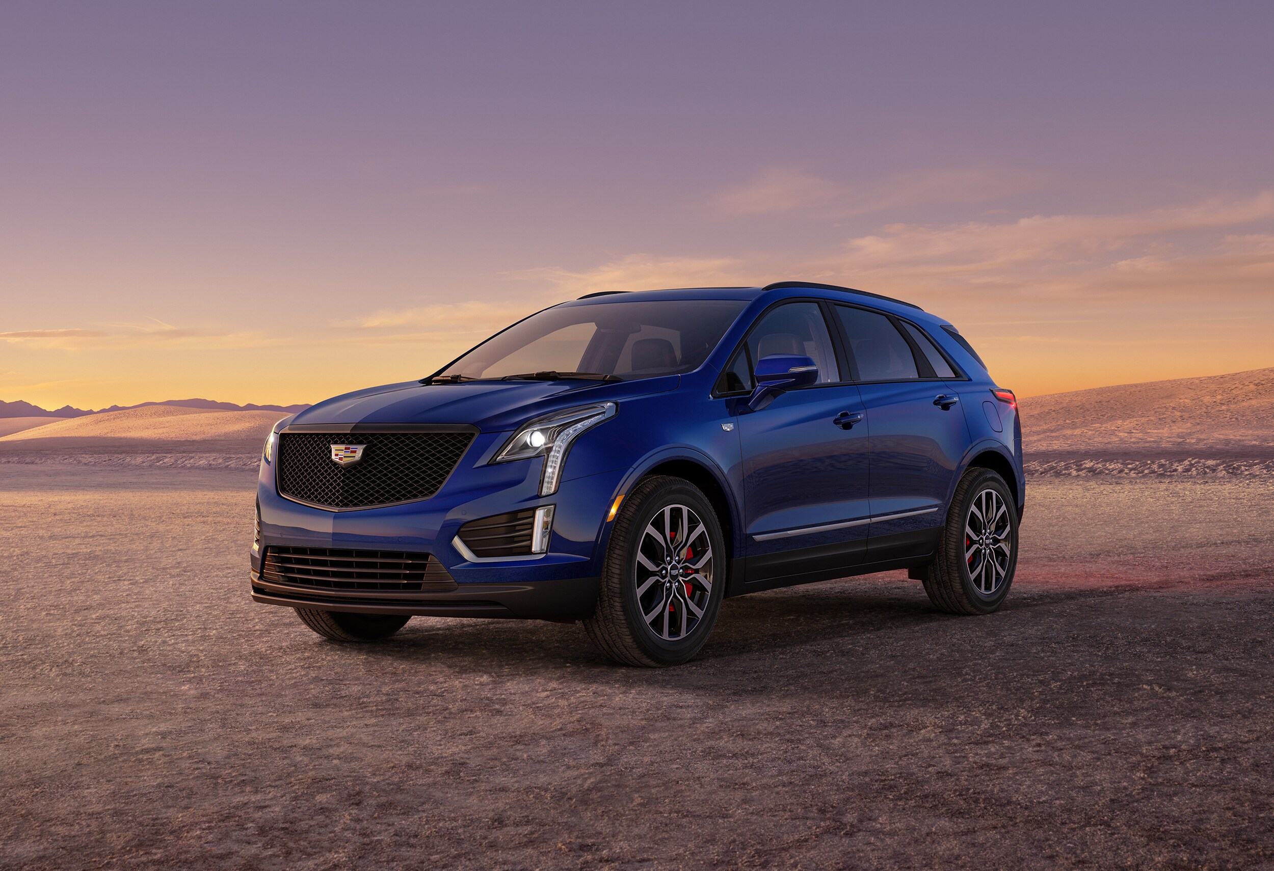 Blue Cadillac XT5