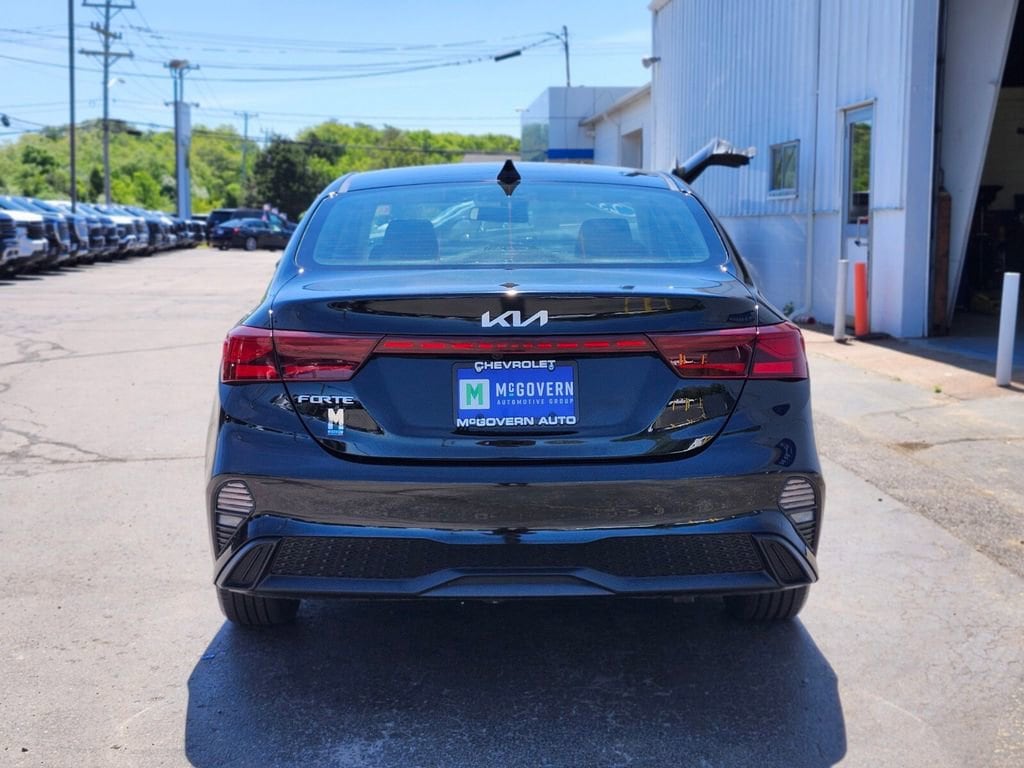 Used 2023 Kia Forte LXS