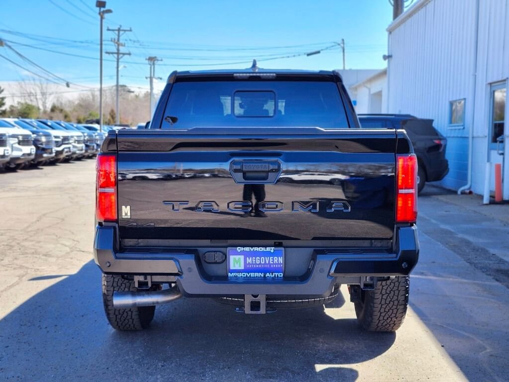 Used 2025 Toyota Tacoma 4WD SR