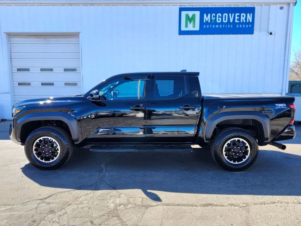 Used 2025 Toyota Tacoma 4WD SR