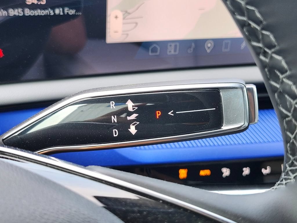2026 Cadillac OPTIQ Luxury - Photo 24