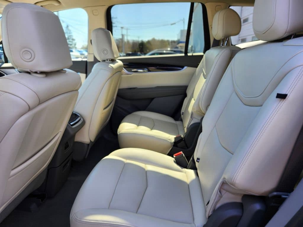 2024 Cadillac XT6 Premium Luxury - Photo 14