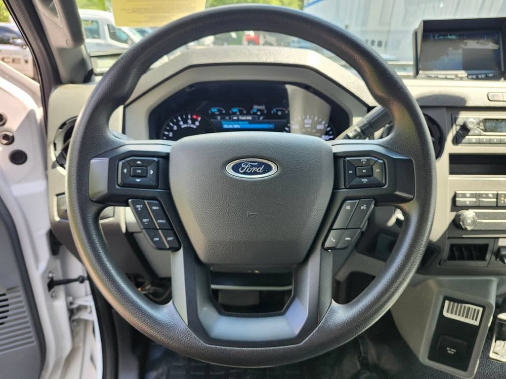 2023 Ford F-650 - Photo 20
