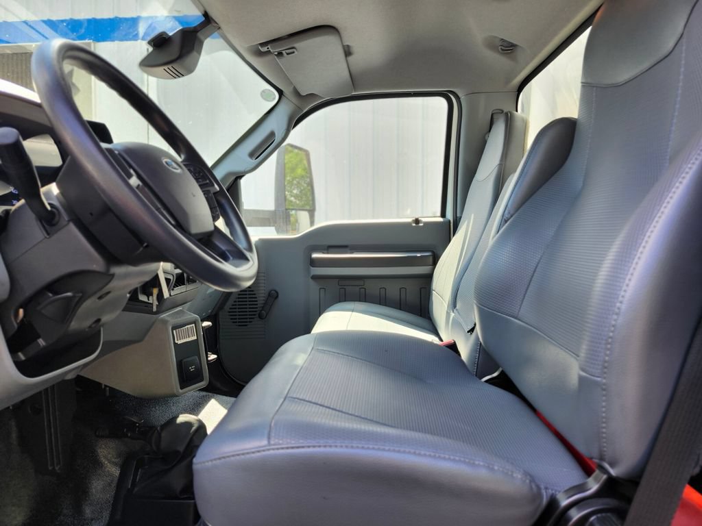 2023 Ford F-650 - Photo 10
