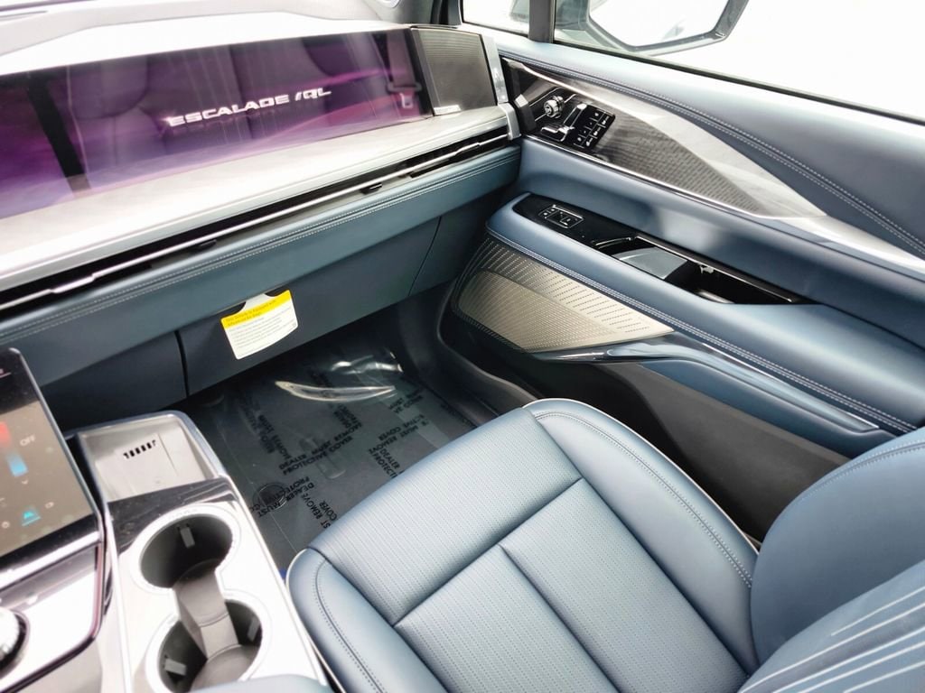 2026 Cadillac Escalade IQL Premium Sport - Photo 13