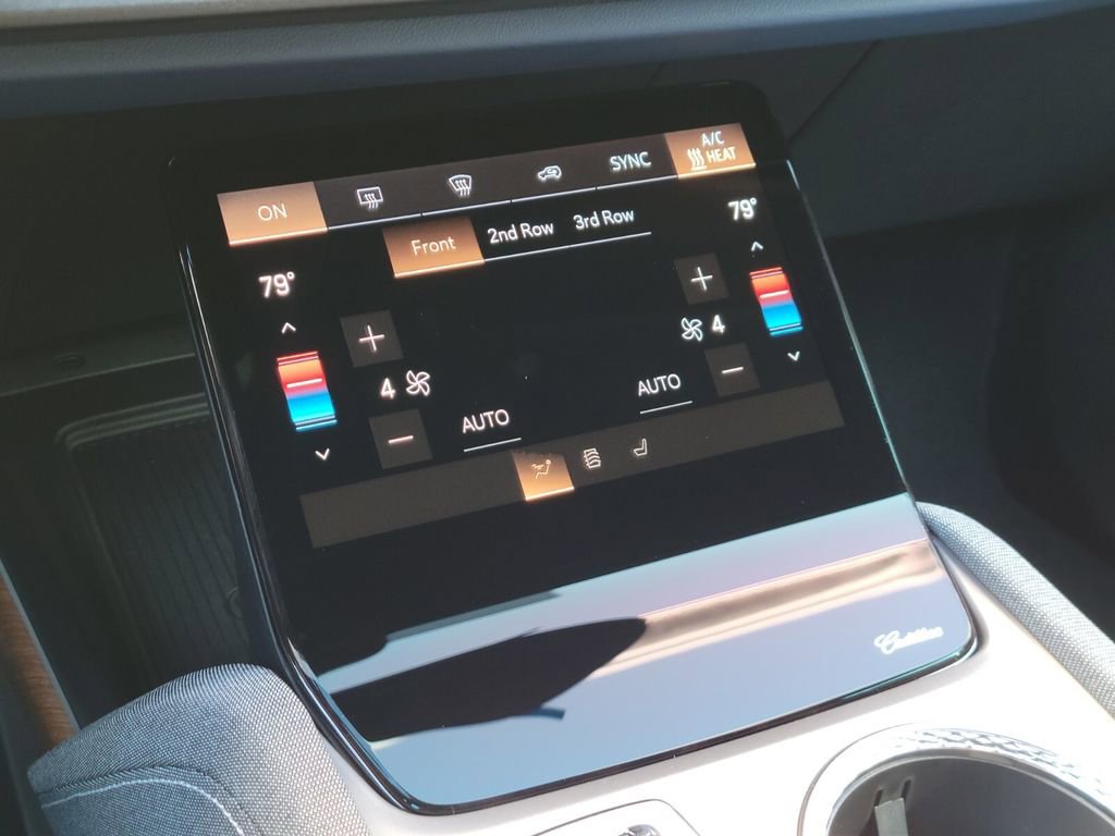 2026 Cadillac VISTIQ Premium Luxury - Photo 22