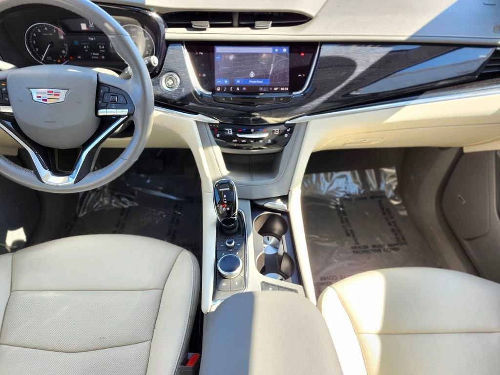 2024 Cadillac XT6 Premium Luxury - Photo 12