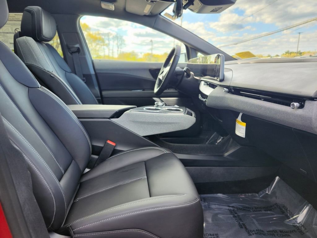 2026 Cadillac OPTIQ Sport - Photo 9