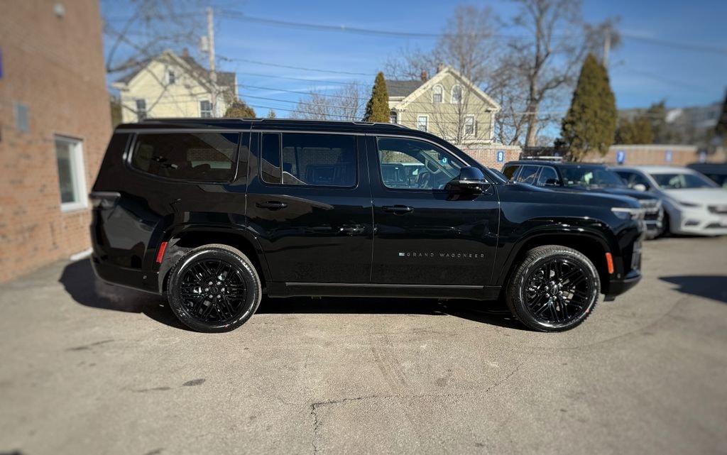 New 2026 Jeep Grand Wagoneer Limited Reserve Sport Utility