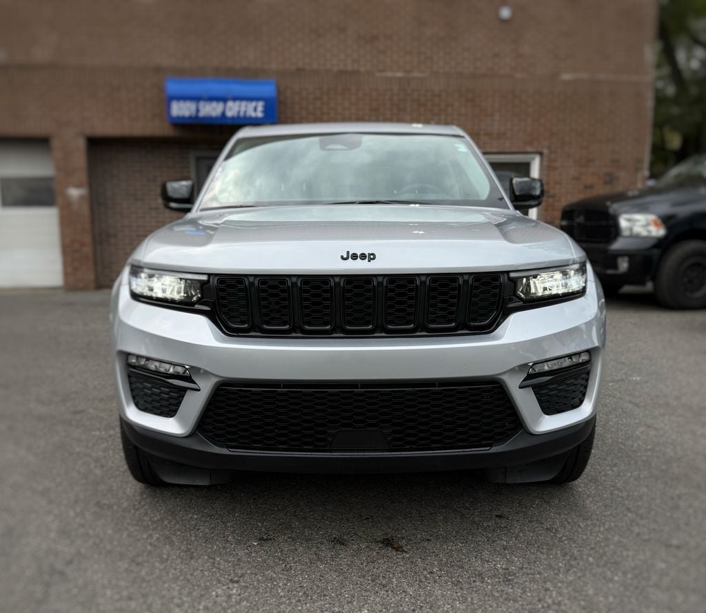 Used 2023 Jeep Grand Cherokee Limited SUV