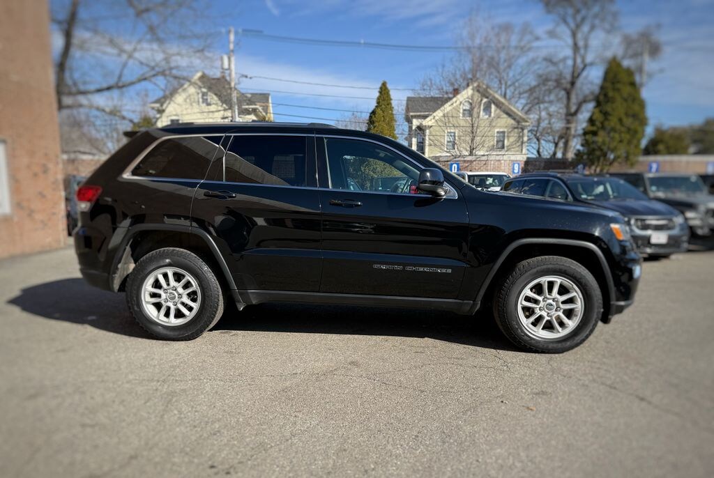 Used 2020 Jeep Grand Cherokee Laredo E SUV