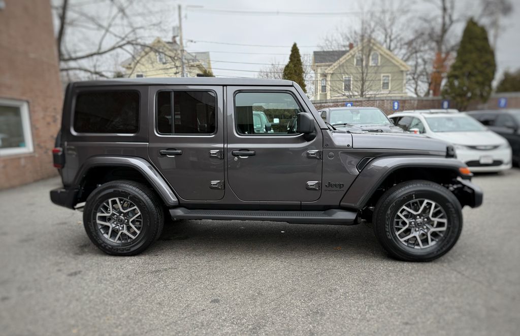 2026 Jeep Wrangler Sahara Sport photo 4