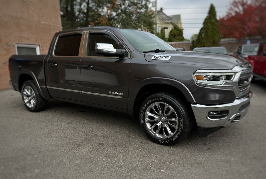 2024 Ram 1500 Limited photo 3