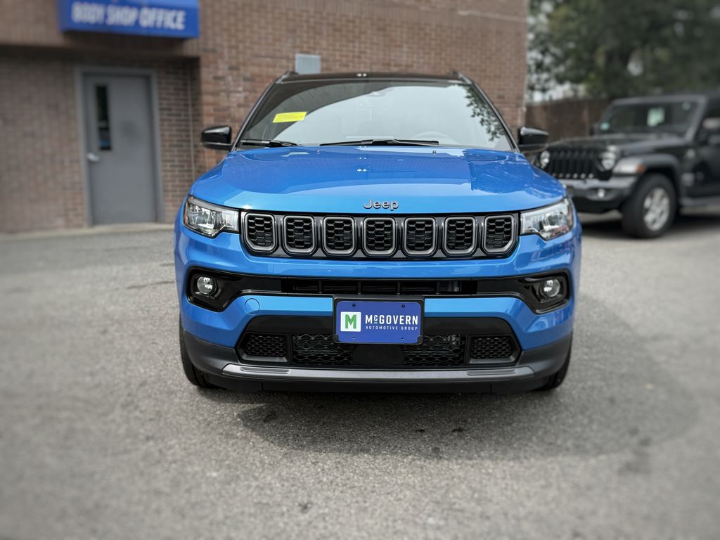 2025 Jeep Compass Limited photo 2
