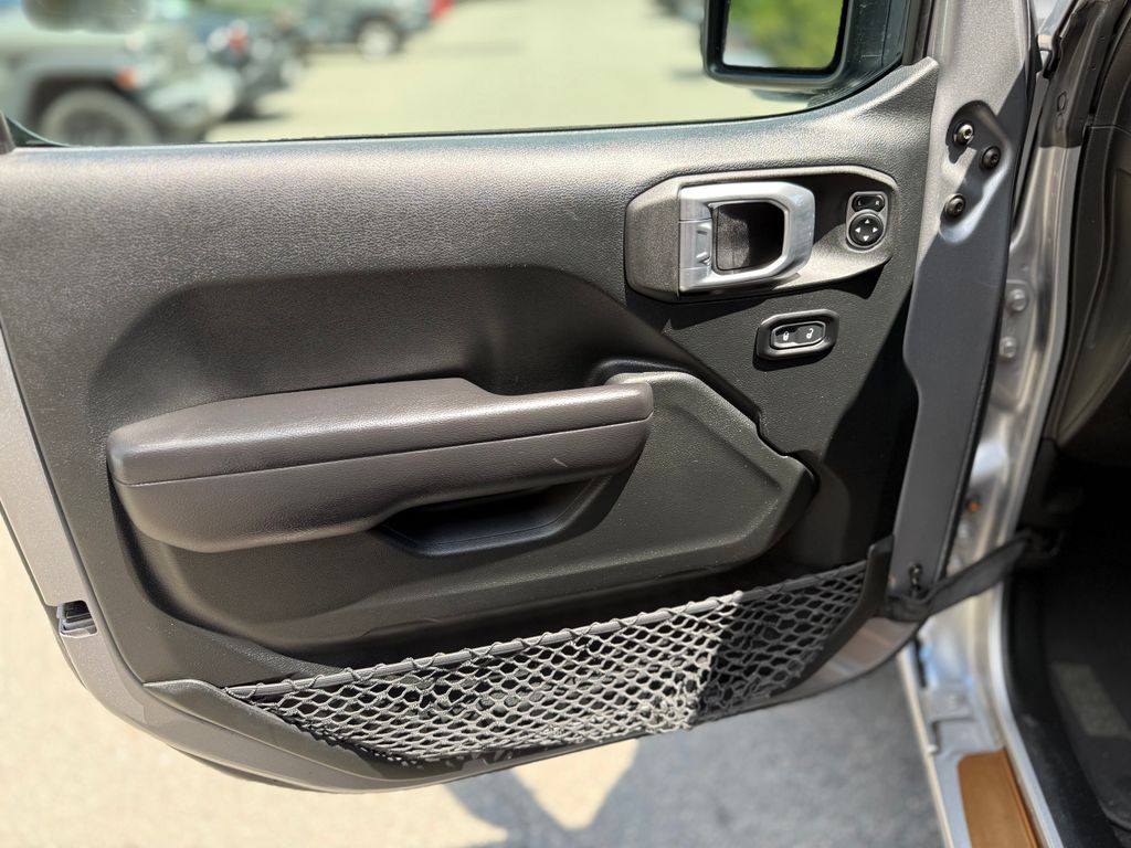 2021 Jeep Wrangler Unlimited Rubicon - Photo 18