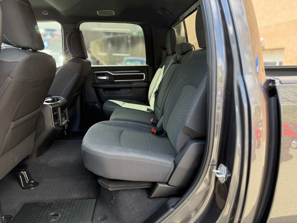 2025 RAM 2500 Big Horn - Photo 21