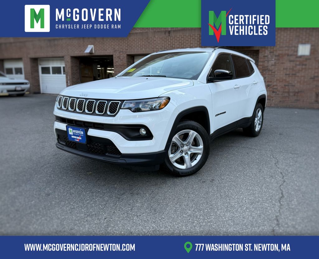 2023 Jeep Compass Latitude 4X4's photo