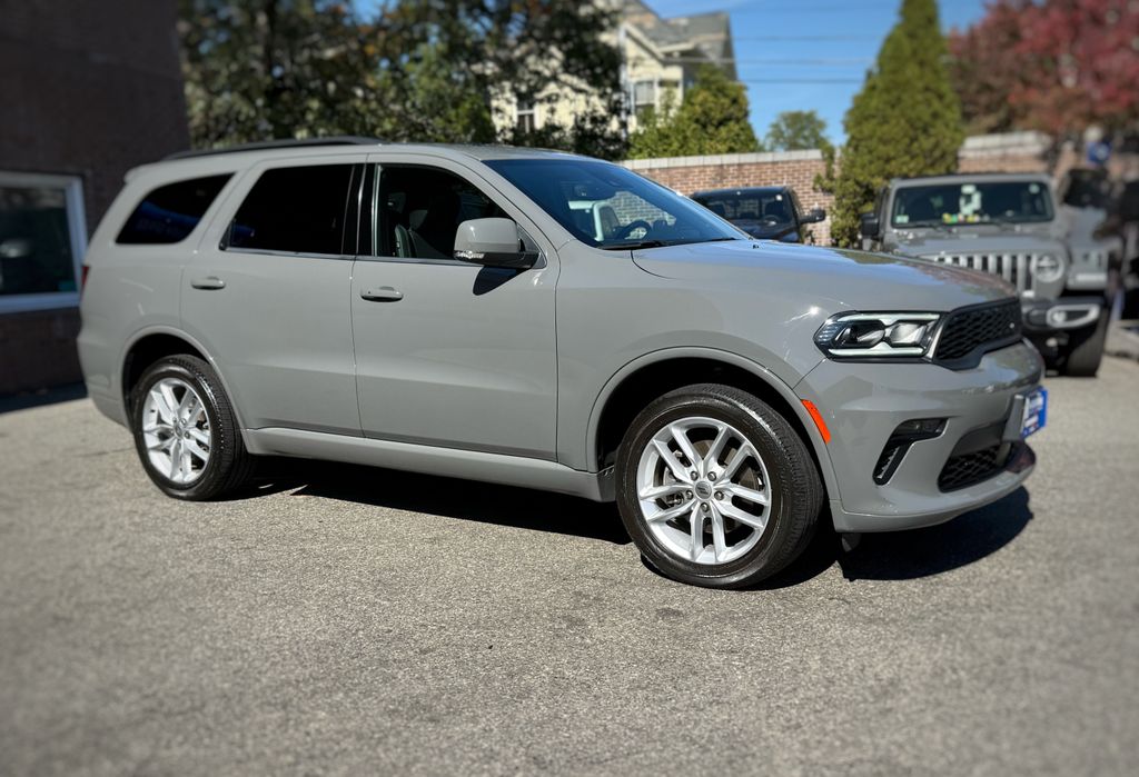 2022 Dodge Durango GT Plus photo 2