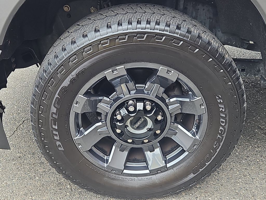 2023 Ford F-250 photo 3