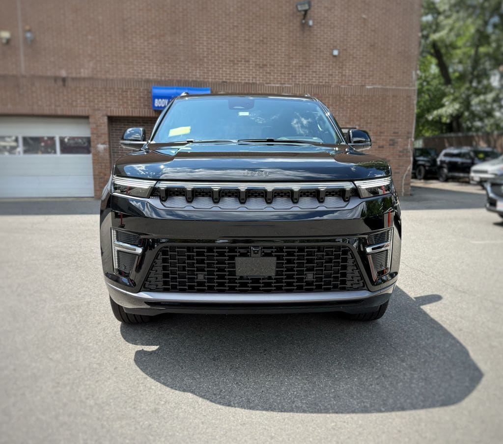 New 2026 Jeep Grand Wagoneer Limited Reserve Sport Utility