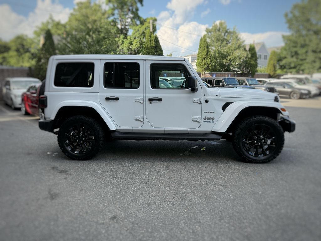 2021 Jeep Wrangler Unlimited Sahara 4xe photo 4