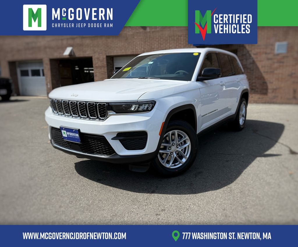 2026 Jeep Grand Cherokee Laredo