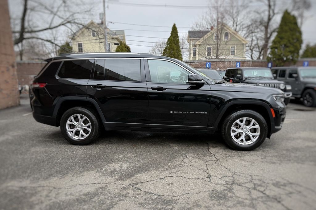 Used 2022 Jeep Grand Cherokee L Limited SUV