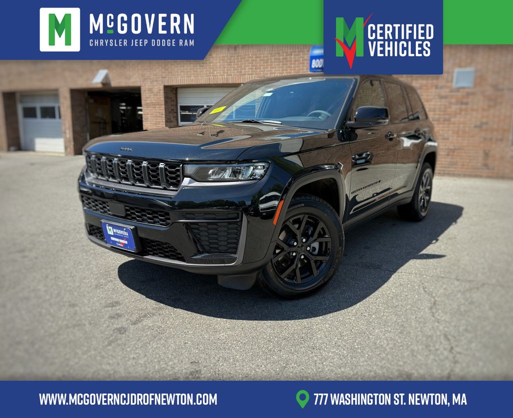 2026 Jeep Grand Cherokee Laredo