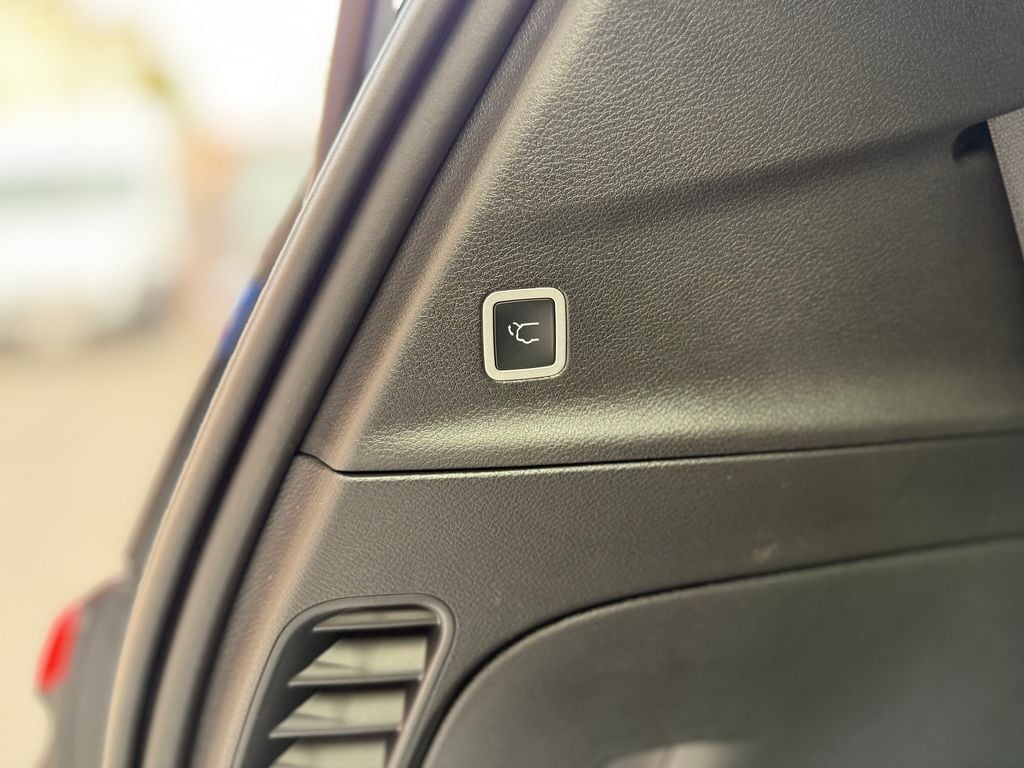 2026 Chrysler Pacifica Select - Photo 29