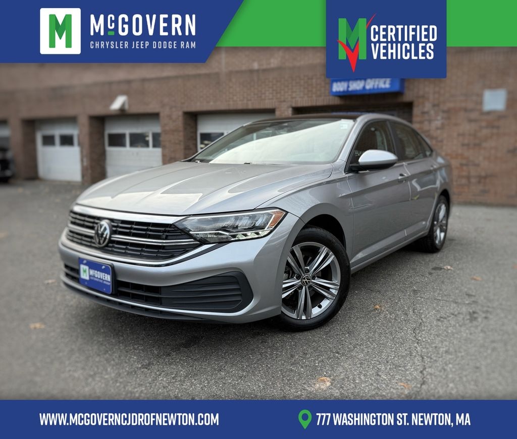 Used 2024 Volkswagen Jetta 1.5T SE Sedan