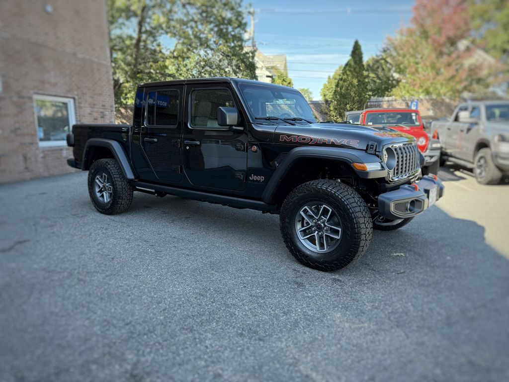 2025 Jeep Gladiator Mojave photo 2