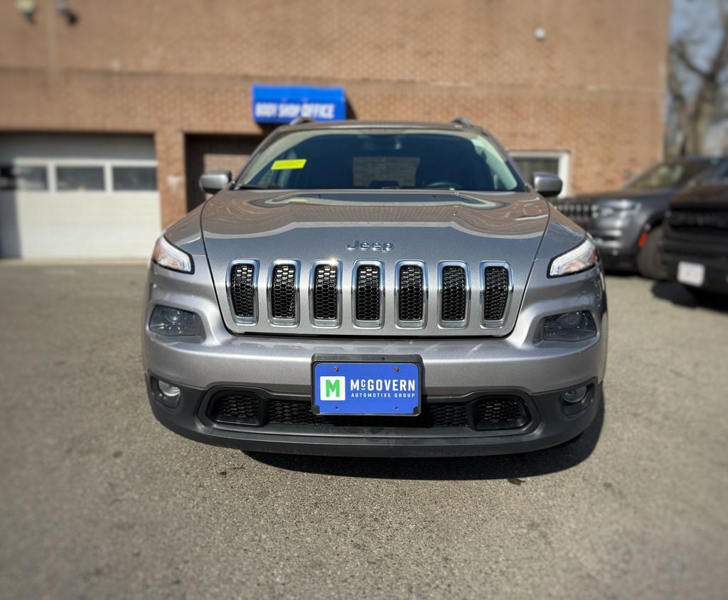 Used 2016 Jeep Cherokee Latitude with VIN 1C4PJMCB8GW358941 for sale in Newton, MA