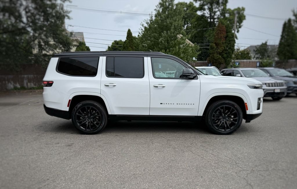 New 2026 Jeep Grand Wagoneer Summit Reserve Sport Utility